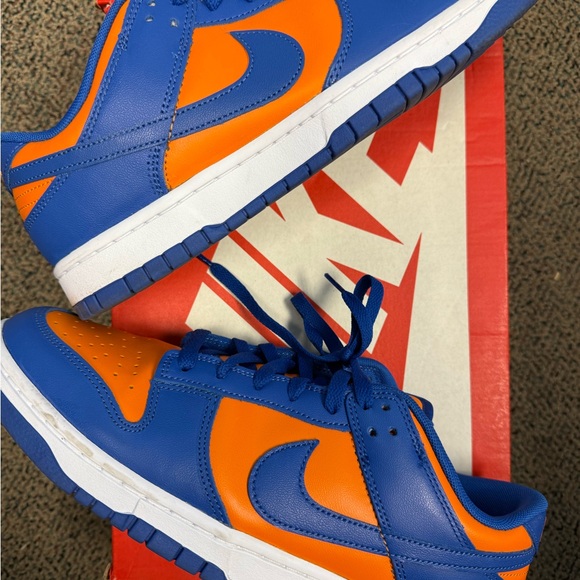 Nike Dunk Low Knicks - Dynamic Blue and Orange Shoes - Picture 1 of 5